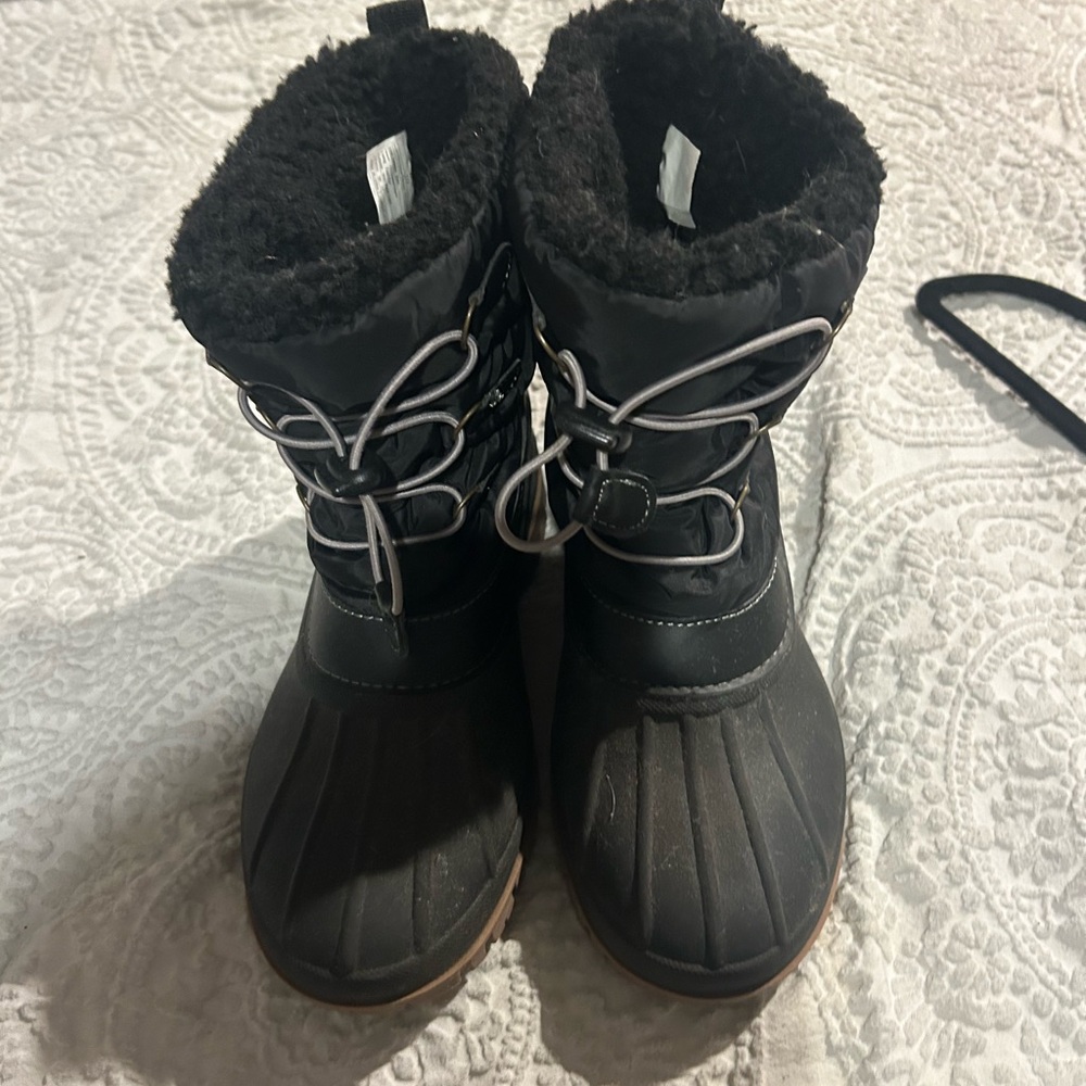 Western Chief Black Snow Boots with Fur Lining